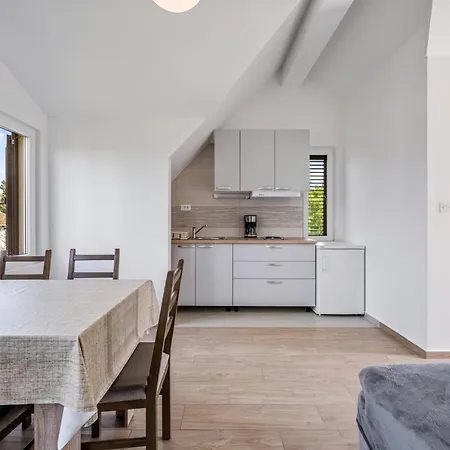 Apartman Apartments Zlarin