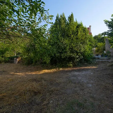 Apartments Zlarin Apartman